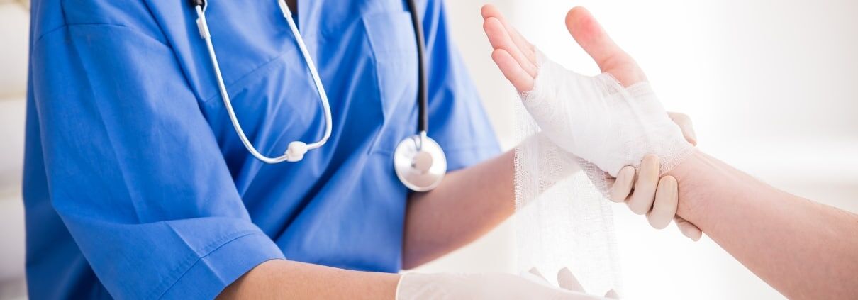 How to Become a Wound Care Nurse | Salary and Certifications